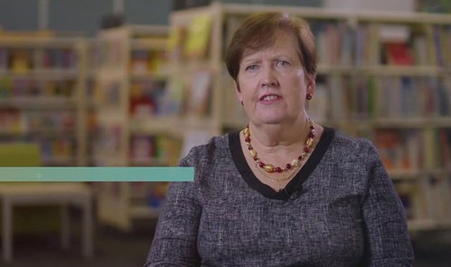 Reading difficulties: parents, carers and home tutors Image